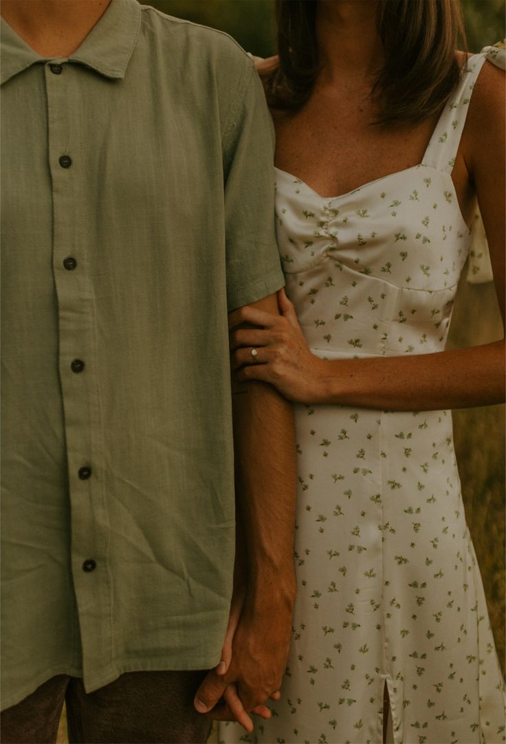 Ivory linen and warm brown tonal layering